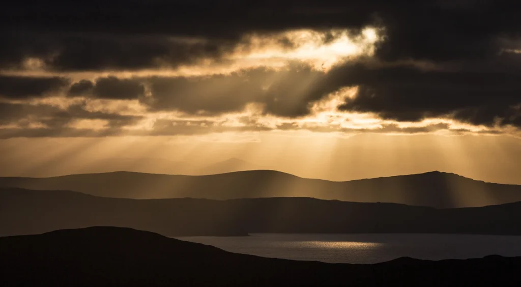 into-the-highlands-3302