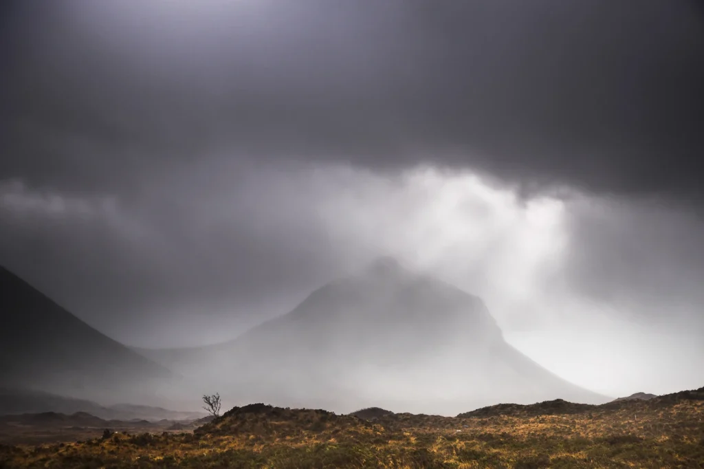 into-the-highlands-3314