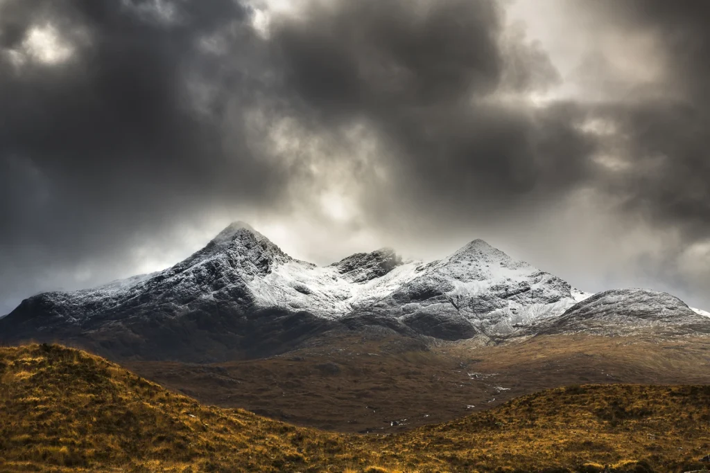 into-the-highlands-3408